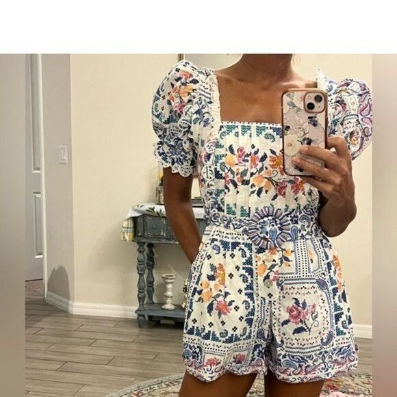 Farm Rio Romantic Bandanas Off White romper M NWT‎ - Picture 8 of 11